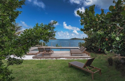 Cul de Sac Apartment | Baltazar Idyllic Sunrises & Stunning ocean views