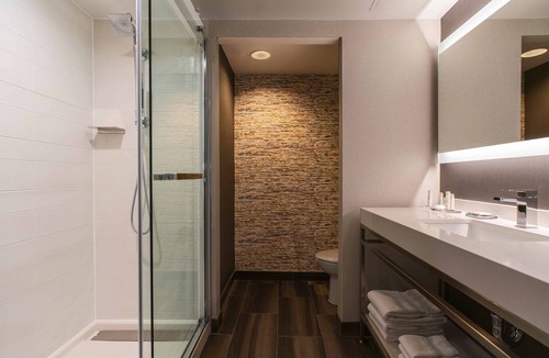 Harbor East Hotel | Baltimore Marriott Waterfront