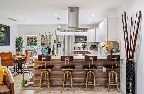 Sunset House | Bamboo Bliss | Pizza Oven | Putting Green | Pool