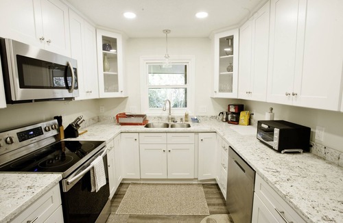 South Hills House | Bamboo Grove - Spacious, elegant, cozy, and convenient