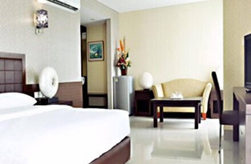 Palmerah Hotel | Bamboo Inn Hotel & Cafe