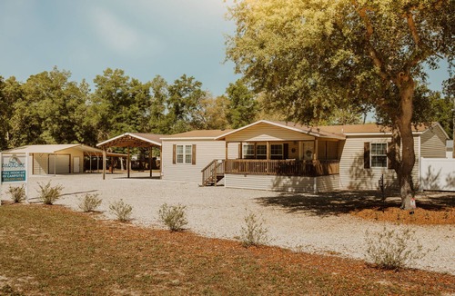 Steinhatchee House | Bamboo Paradise -with pool. Sleeps 10