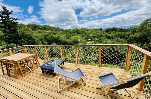 Riols Cabin | Bambou Dome - Cosy dome with panoramic mountain views, surrounded by beautiful nature
