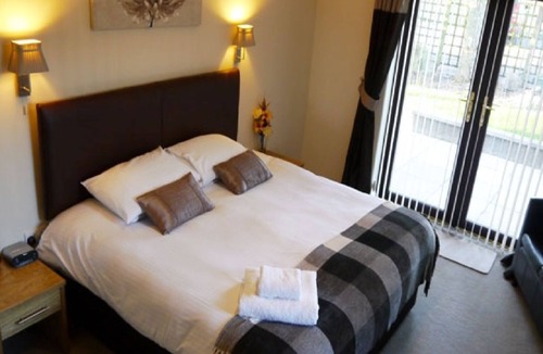 Fraserburgh Hotel | Ban Car Hotel