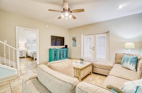 Sunset Pass House | Banana Bay Townhome