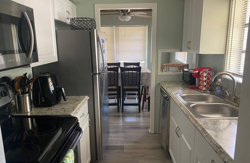 Lake Worth Corridor House | Banana Beach Boutique Hotel