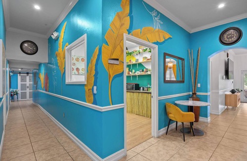 Orlovista Villa | Banana Leaf Villa- Book your gathering today!