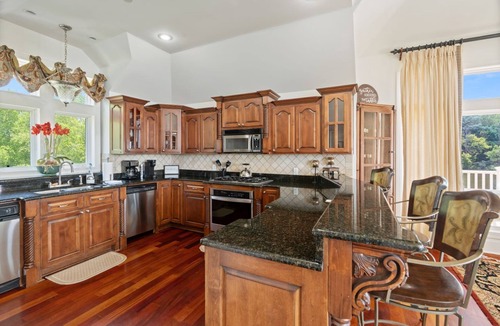 Gadsden House | Banana Point Rental at River Rocks Landing