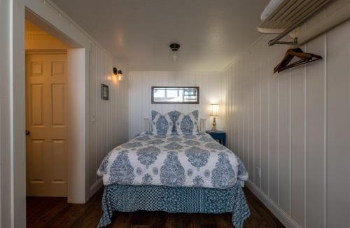 Bandon Hotel | Bandon Marina Inn