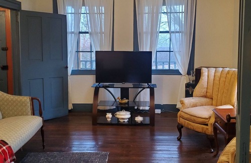 Donegal House | Baneberry Meadows Farmhouse