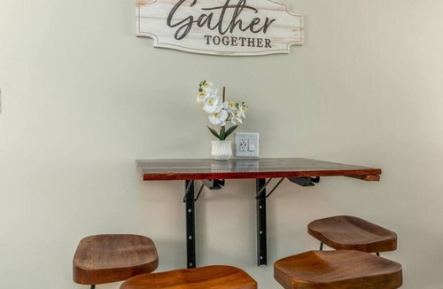 Bangor House | Bangor Style & Comfort.