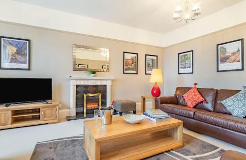 Newnham House | Bank House Apartment