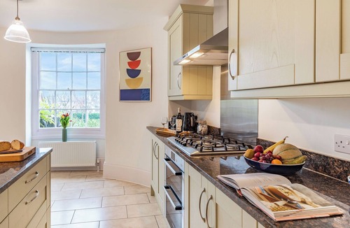 Newnham Cottage | Bank House Apartment