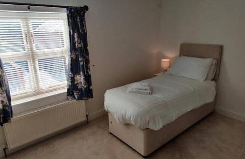 Lutterworth Apartment | Bank House