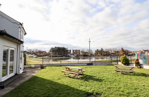 Mablethorpe and Sutton Cottage | Bank House