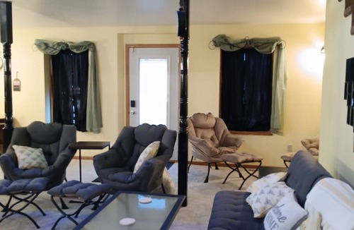 Sidney House | Bank on it! Suite Bank