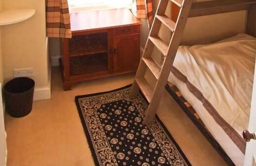 Chirnside Cottage | Bank View