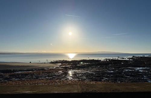 Troon House | Bankhouse