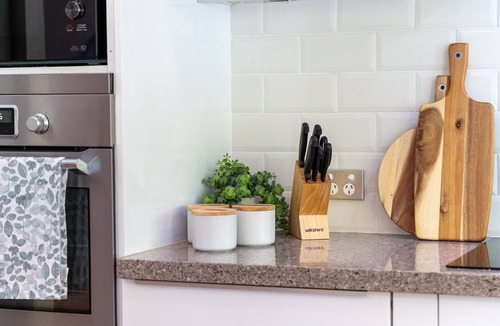 Tapitallee House | Banksia – stylish and modern