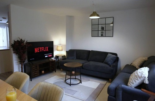 Thorpe House | Bankside Stays (Sleeps 8)