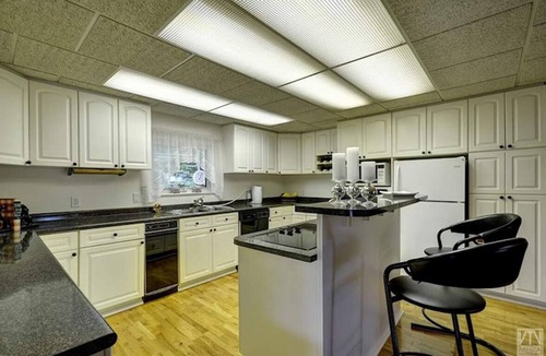 Ryerson Cottage | Bankside - Three Bedroom Cottage, Sleeps 7