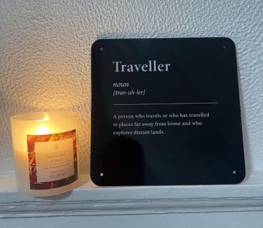 South Side House | Banlieue Pillars Maison