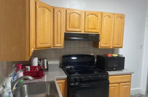 South Side House | Banlieue Pillars Maison