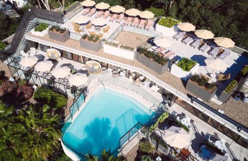 Mollymook Beach Hotel | Bannisters Pavilion Mollymook