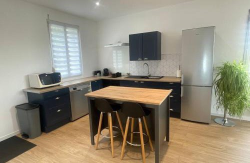 Dury Apartment | Banting Room