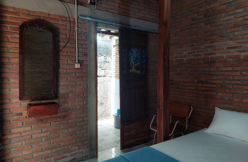 Bangunjiwo Hostel | Banyu Kasongan Homestay