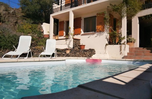 Banyuls-sur-Mer Villa | Banyuls-Sur-Mer Fabulous family villa. Short walk to beach. Private pool.