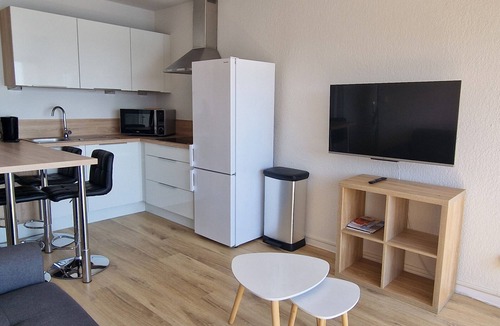 Banyuls-sur-Mer Apartment | BANYULS-SUR-MER: T3 Apartment with Air Conditioning, Near Beach