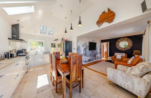 Prestatyn House | Baobab Lodge