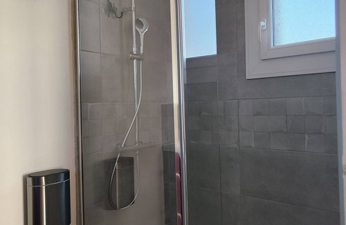 Beaumont-sur-Leze Hotel | Bar Hôtel Restaurant le Sporting