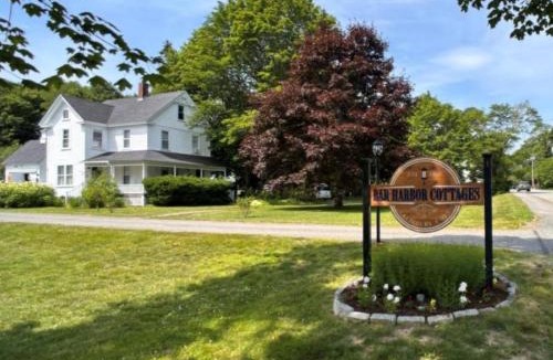Salsbury Cove House | Bar Harbor Cottages & Suites