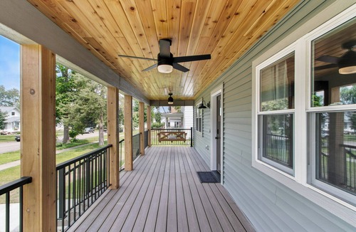 Baraboo House | Baraboo Bungalow