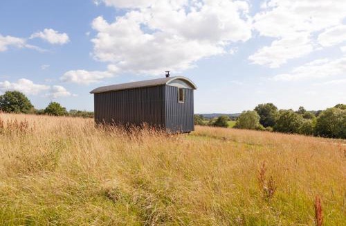 Chiddingstone Other | Barbara Shepherds Hut