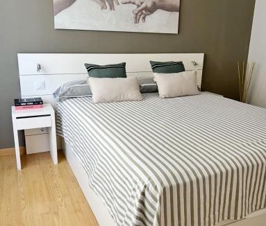 Barbastro Apartment | Barbastro urban home