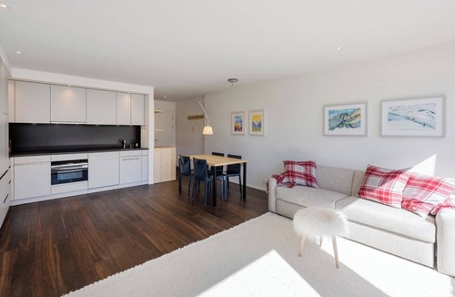 Meierhof Apartment | Barbata 8 1 1/2-Zimmerwohnung by Interhome