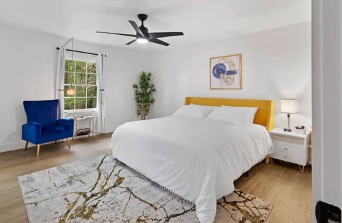 Athens House | Barcade Bungalow - Modern West Athens Hideaway