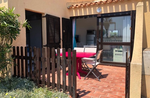 Port Leucate House | BARCARESA - WATERFRONT COTTAGE WITH SEA VIEW