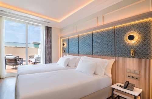 La Colina Hotel | Barceló La Nucia Palms – Adults Recommended