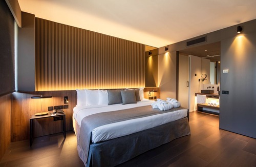 El Prat de Llobregat Hotel | Barcelona Airport Hotel