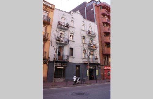 L'Hospitalet de Llobregat Apartment | Barcelona Industrial Style Apartment