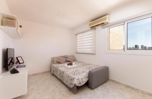 Collblanc y La Torrassa House | Barcelona Sunny Terrace