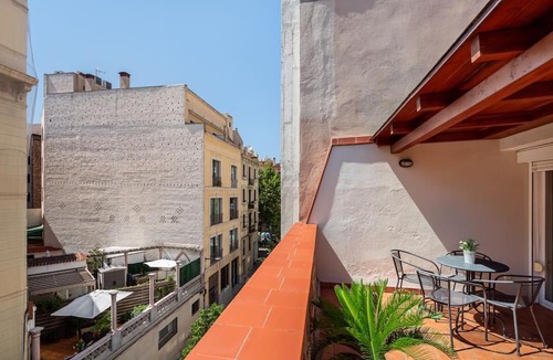 Hostafrancs Apartment | Barcelona penthouse with private terrace 017