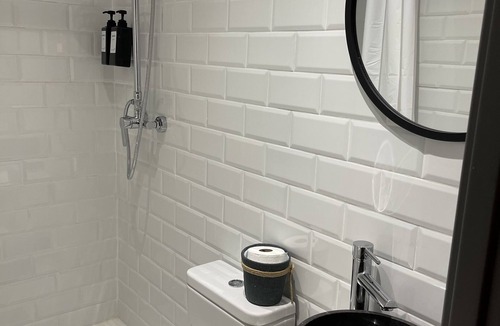 El Prat de Llobregat House | BARCELONA PR GUESTHOUSE