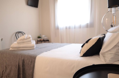 El Prat de Llobregat House | BARCELONA PR GUESTHOUSE