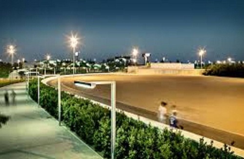 Viladecans Apartment | Barcelona-style airport