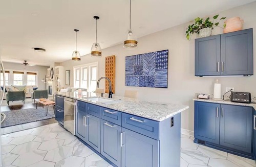 Fifth Ward House | Barclay House in Walker's Point